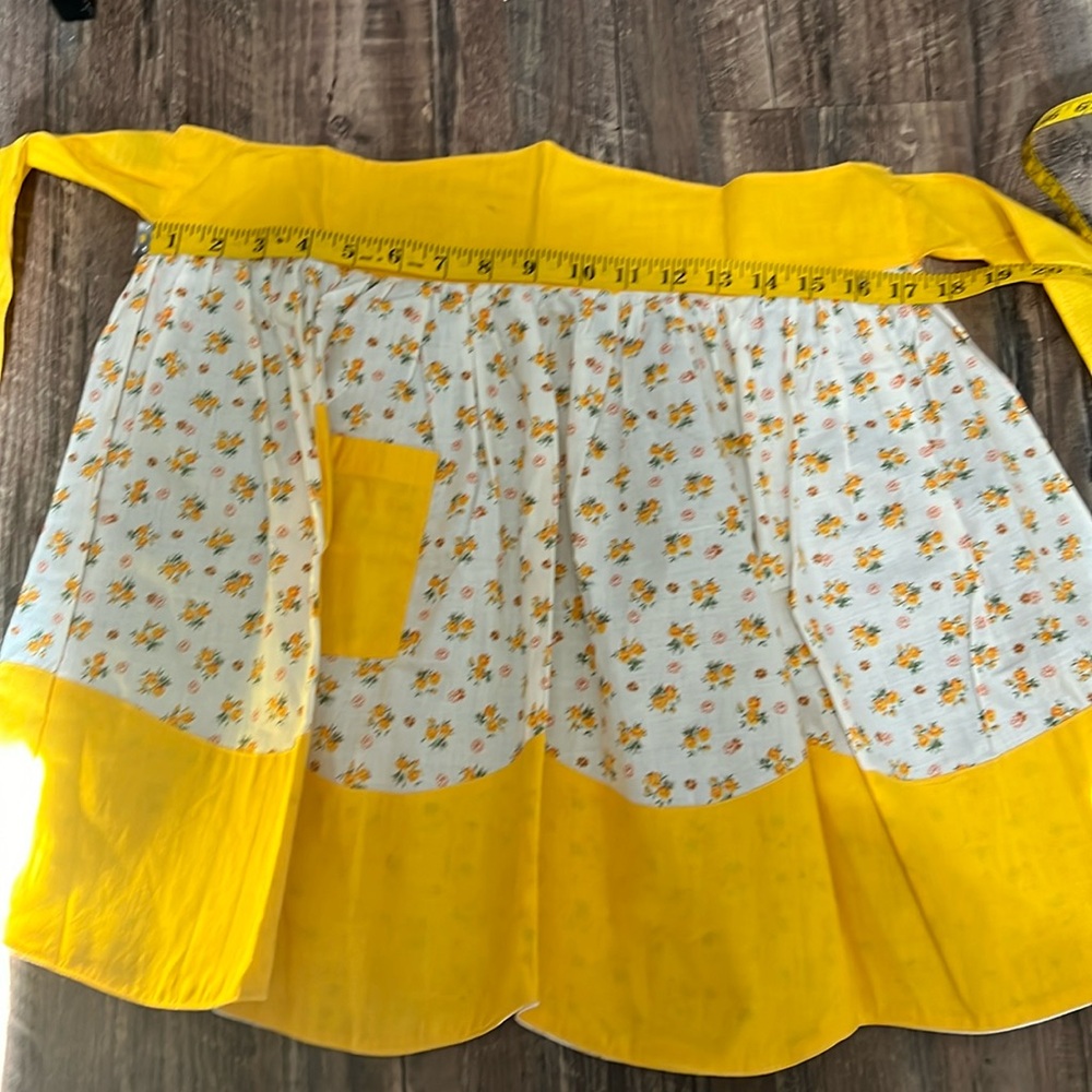 NWOT Vintage Hand-sewn Waist Apron with pocket